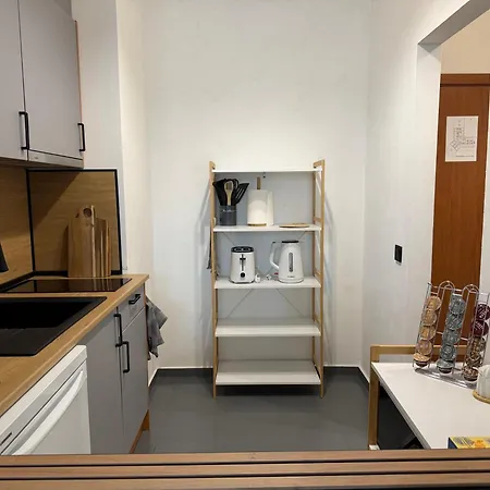 Snowline Flora Borovets